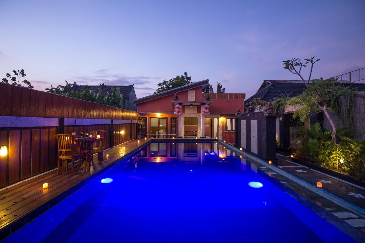 ホテル The Yogasari Seminyak エクステリア 写真